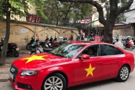 Người Việt đua nhau trang trí ôtô cổ vũ đội bóng U23